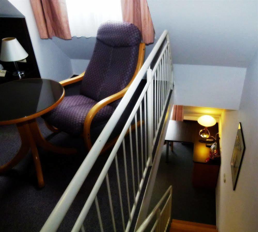 Akzent Hotel Torgauer Hof Sindelfingen Bagian luar foto